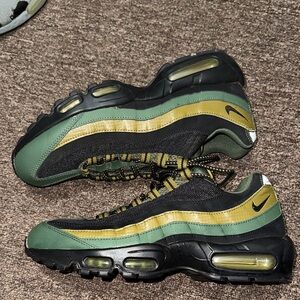 Nike air max 95 OG size 10mens no box great condition